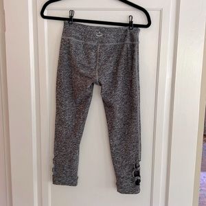 Beyond Yoga Gray space dye leggings.  Cut out detailing on leg